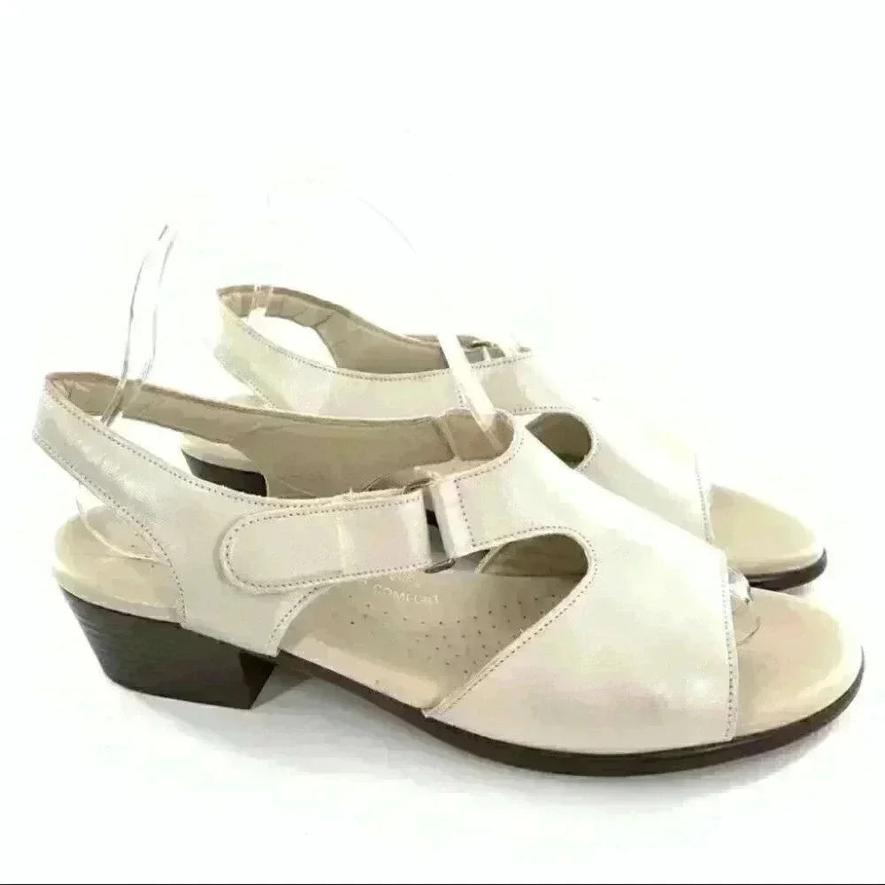 Sas womens sandals size 8.5 N cream leather sticky strap orthopedic comfort